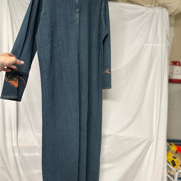 Embellished Blue and Orange Denim Maxi Dress with V-Neck and Long Sleeves - Picture 7 of 7